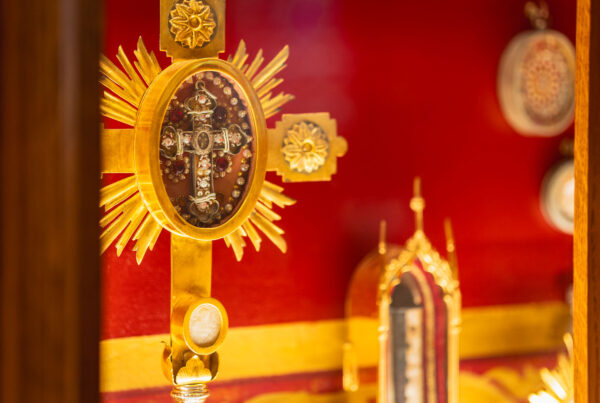 Maria Stein Shrine, relic of the Holy Cross